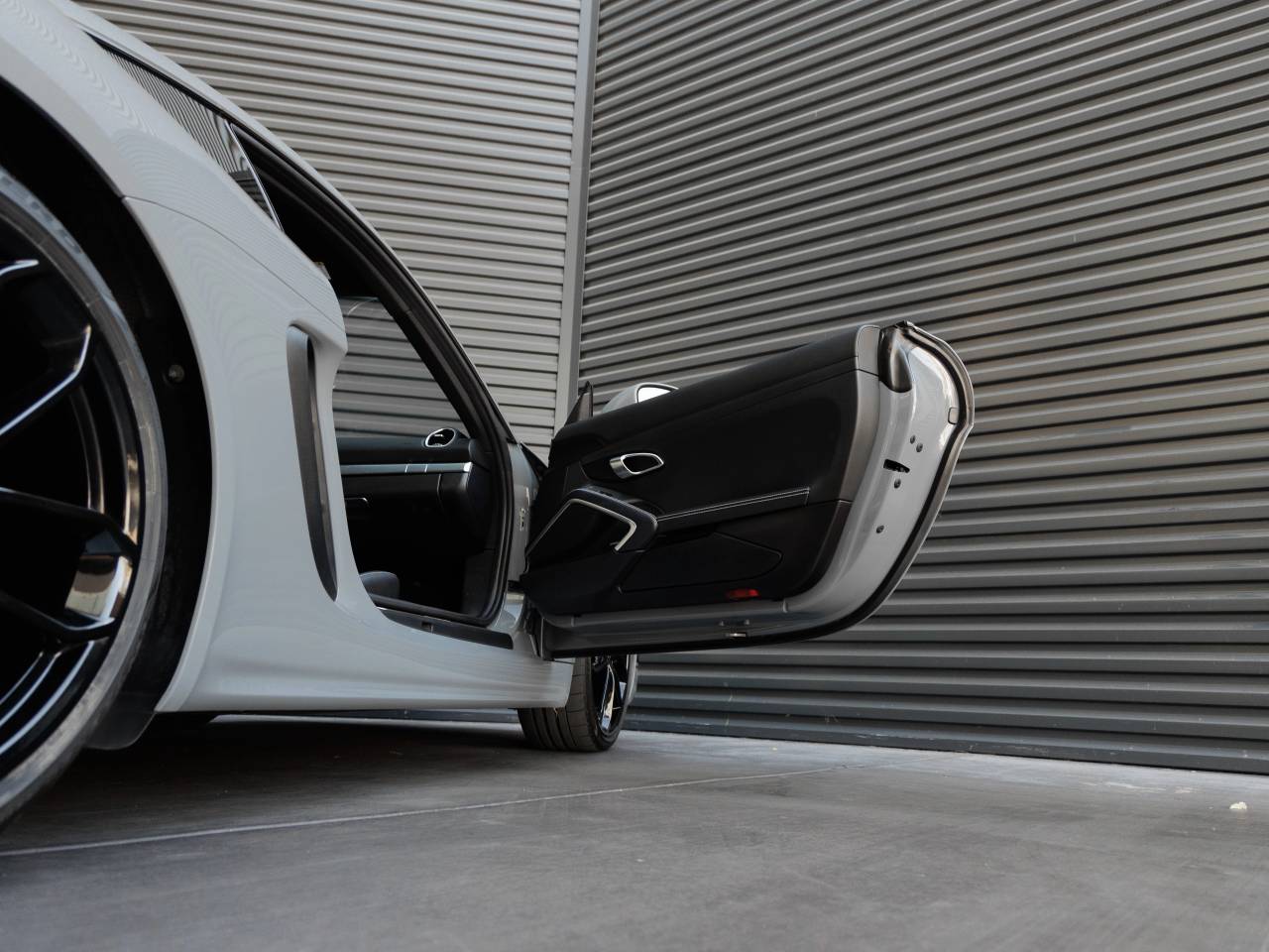 2025 Porsche 718 718 Cayman Style Edition