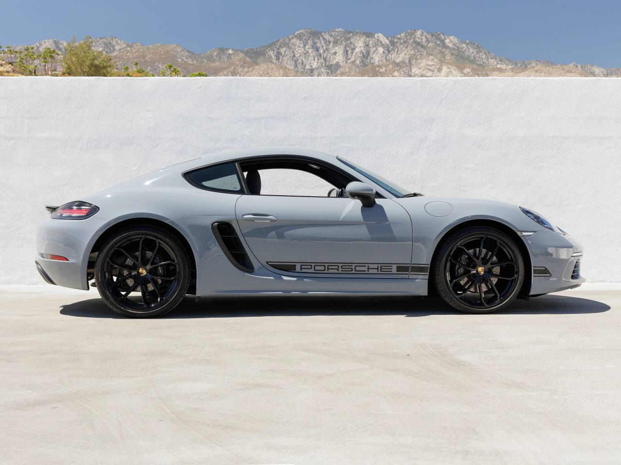 2025 Porsche 718 718 Cayman Style Edition