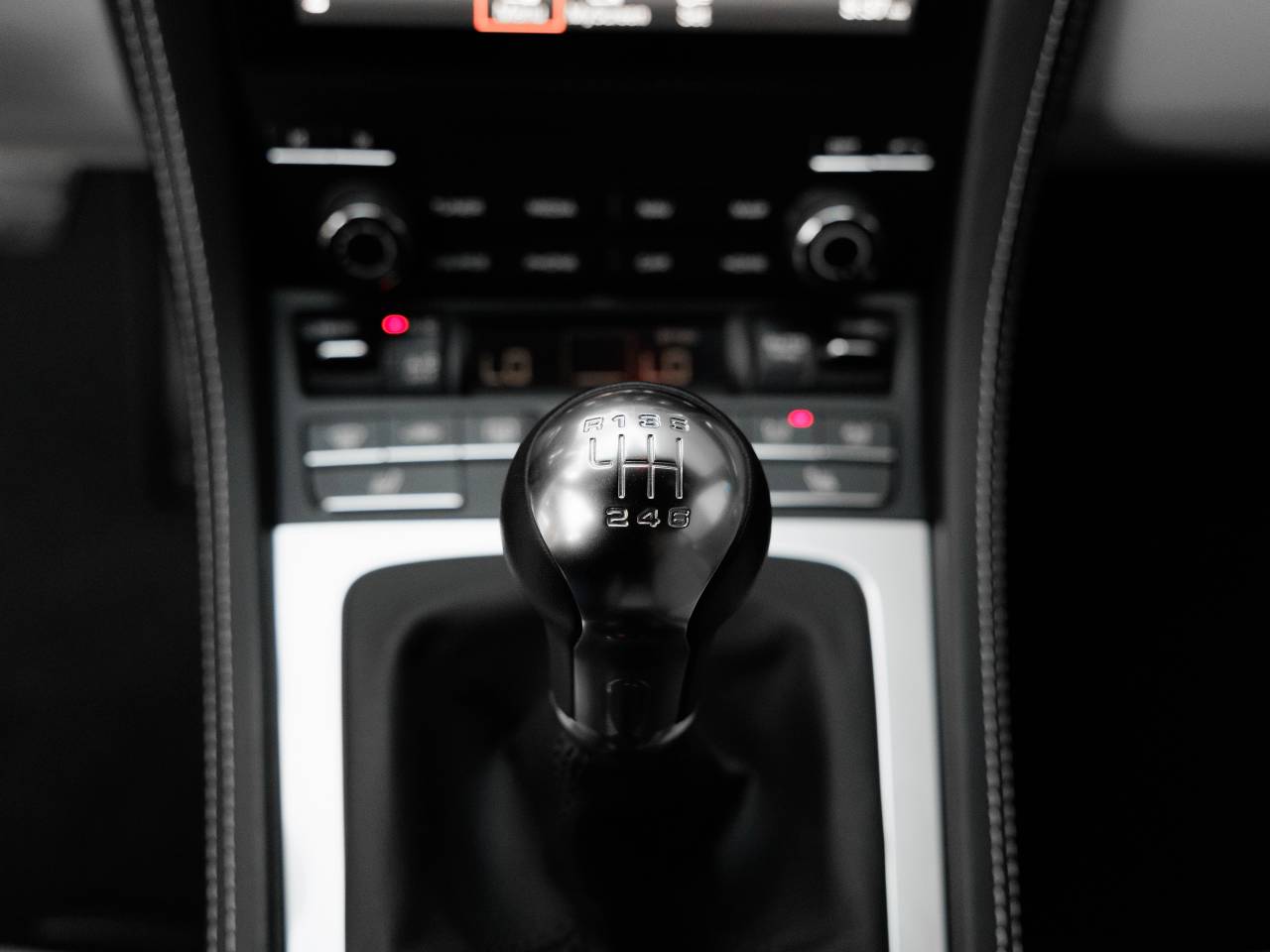 2024 Porsche 718 718 Cayman