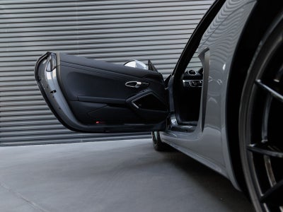 2025 Porsche 718 Cayman Base