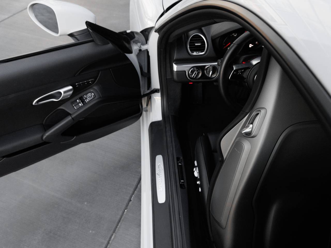 2025 Porsche 718 718 Cayman