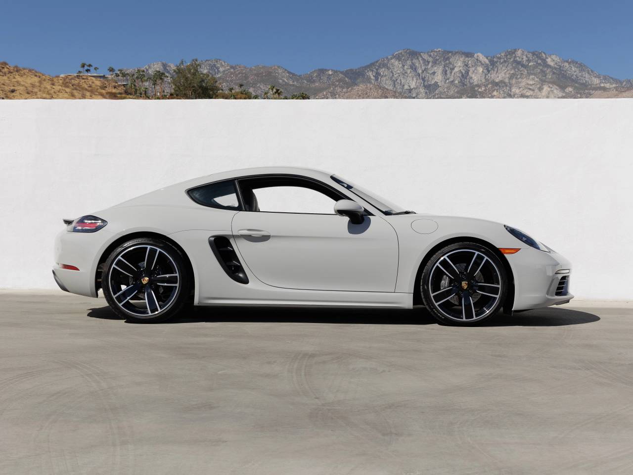 2025 Porsche 718 718 Cayman