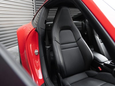 2025 Porsche 911 Carrera