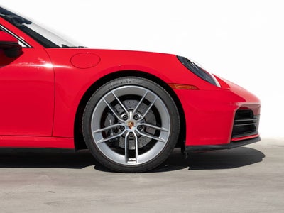 2025 Porsche 911 Carrera