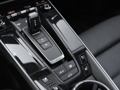 2025 Porsche 911 Carrera
