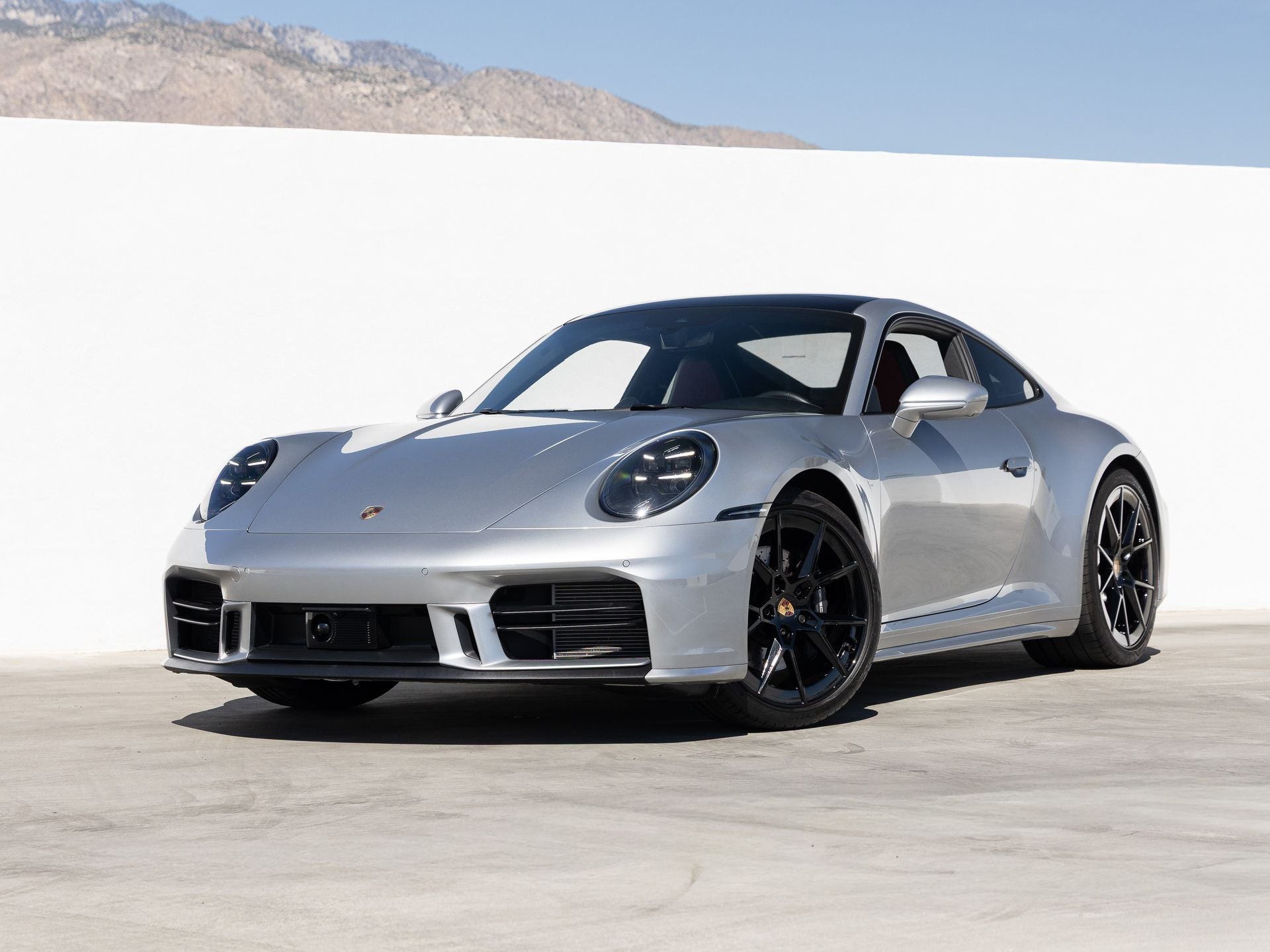 2025 Porsche 911
