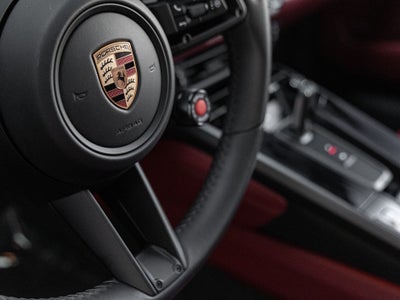 2025 Porsche 911 Carrera