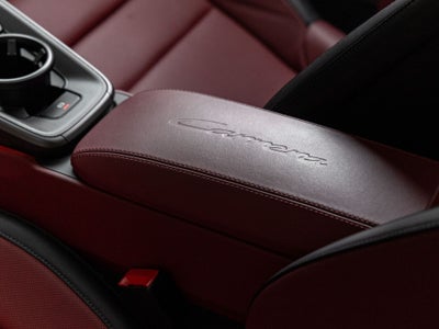 2025 Porsche 911 Carrera