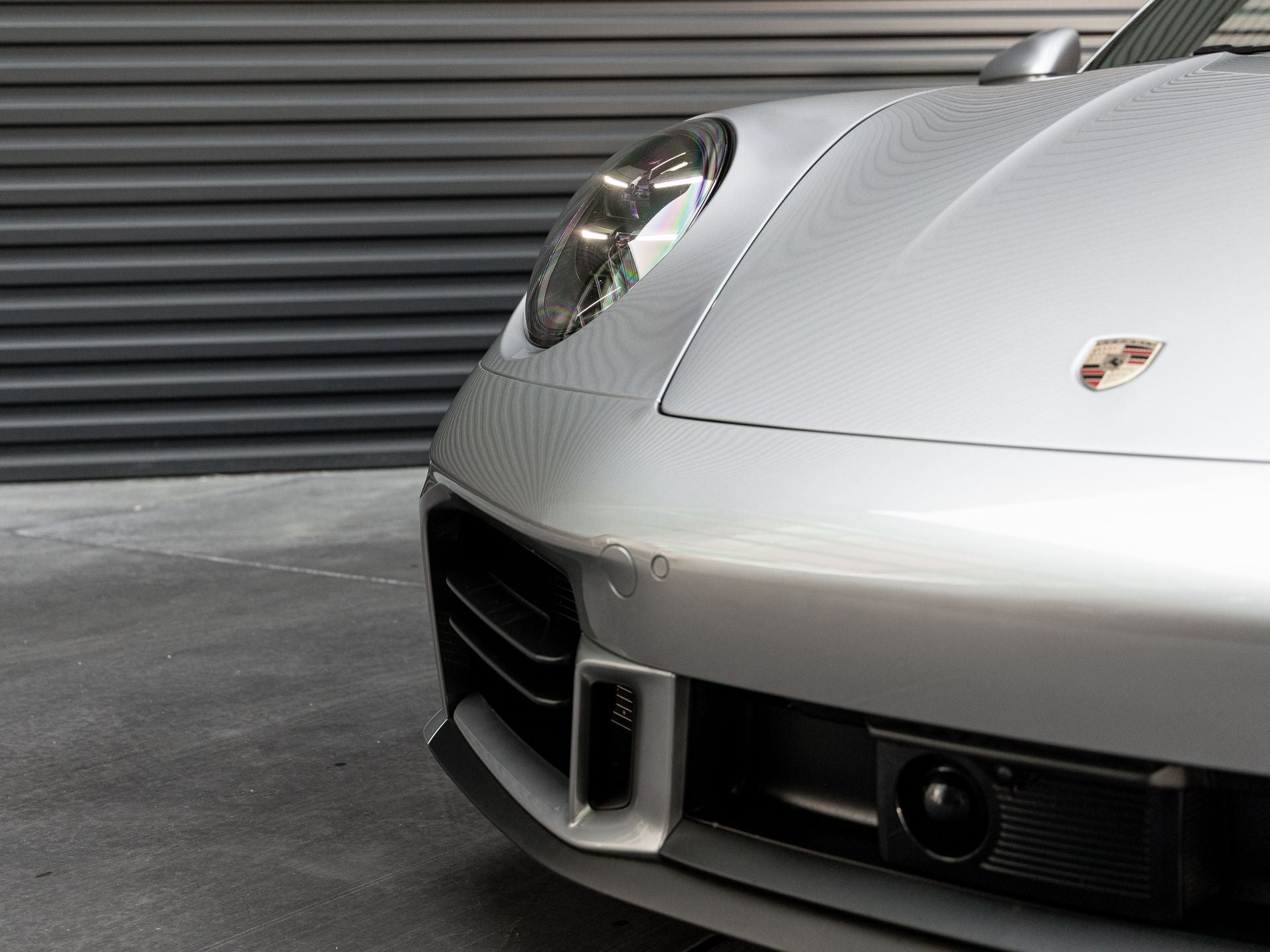 2025 Porsche 911 Carrera