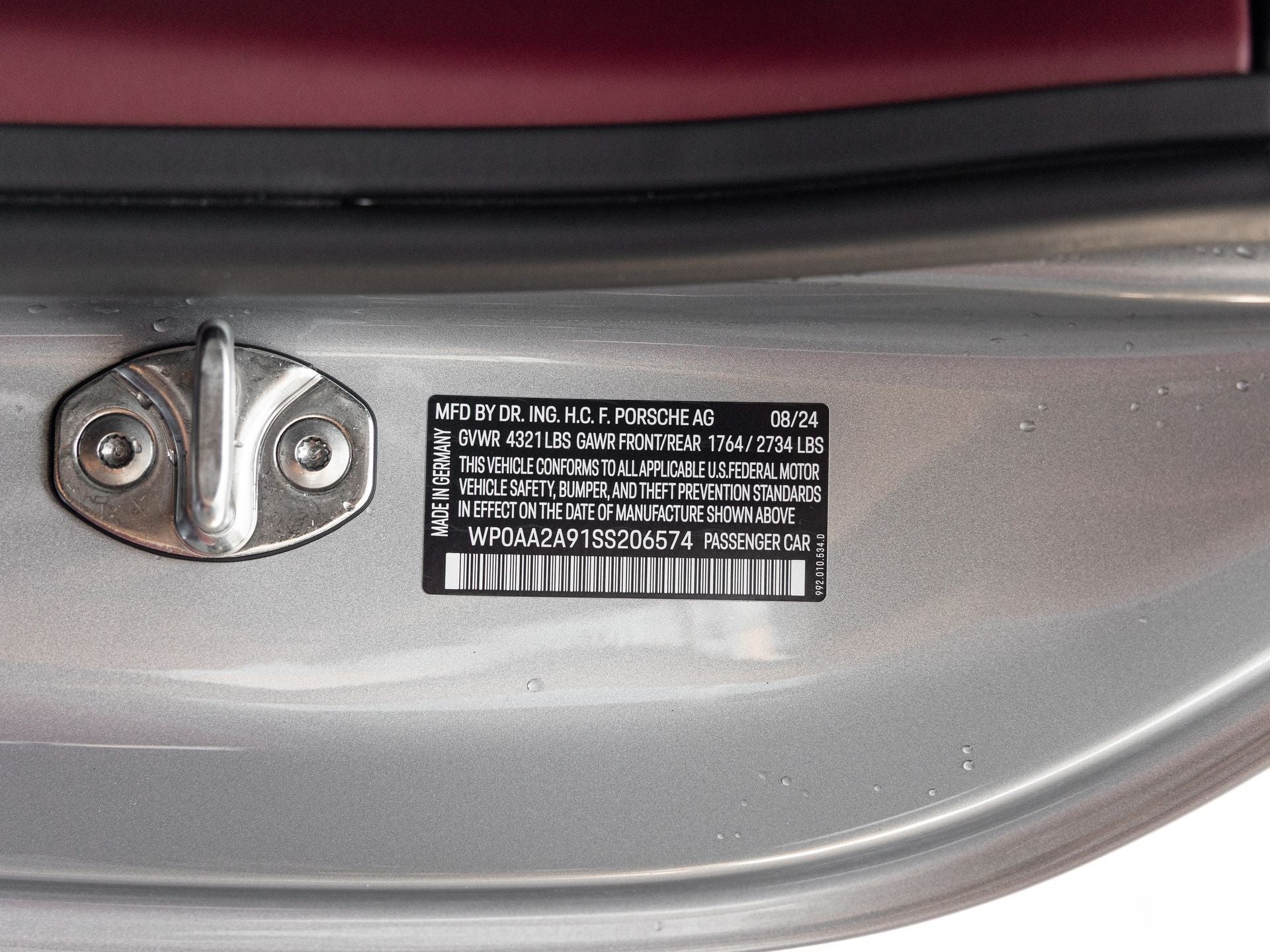 2025 Porsche 911 Carrera