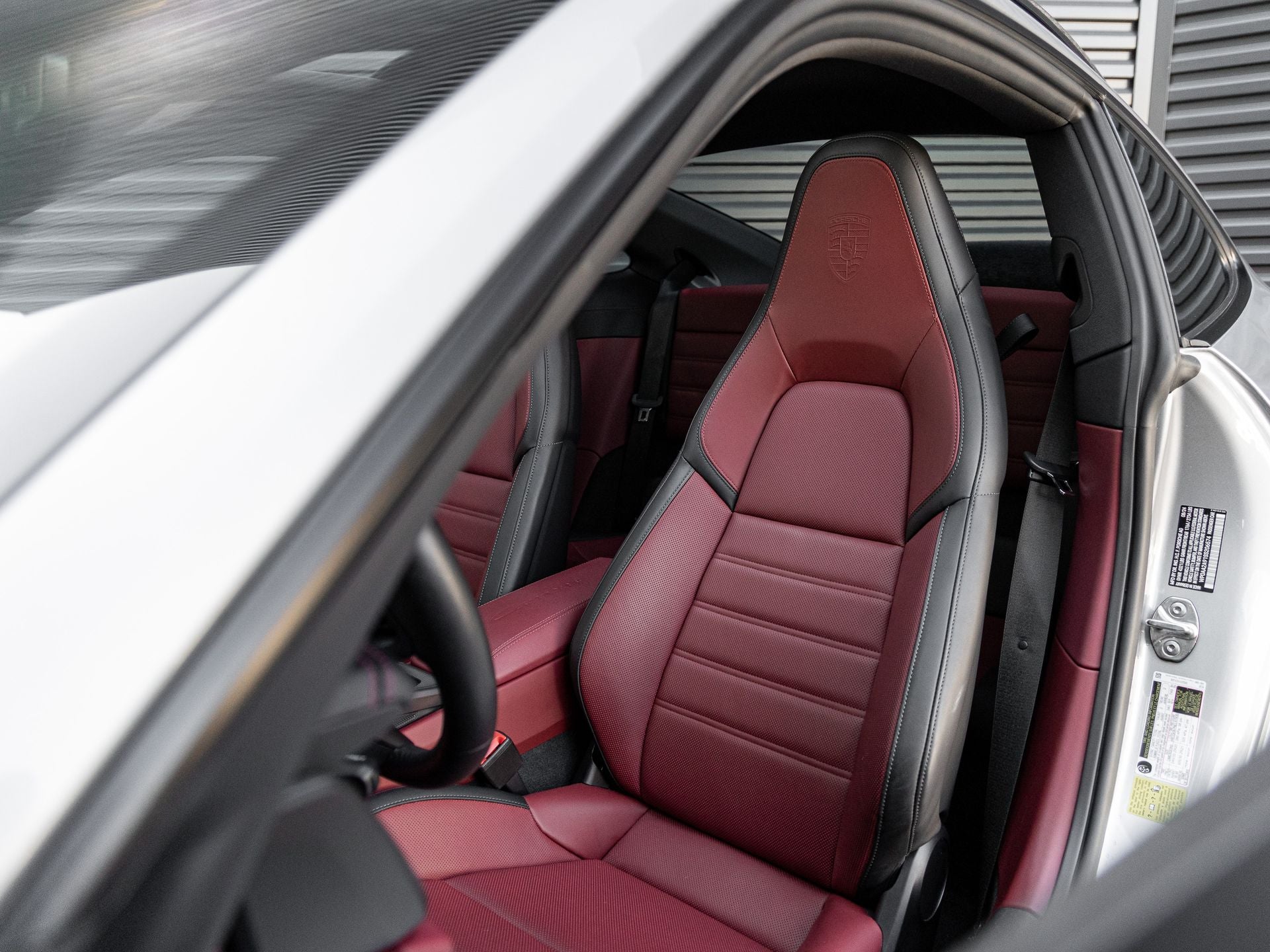 2025 Porsche 911 Carrera