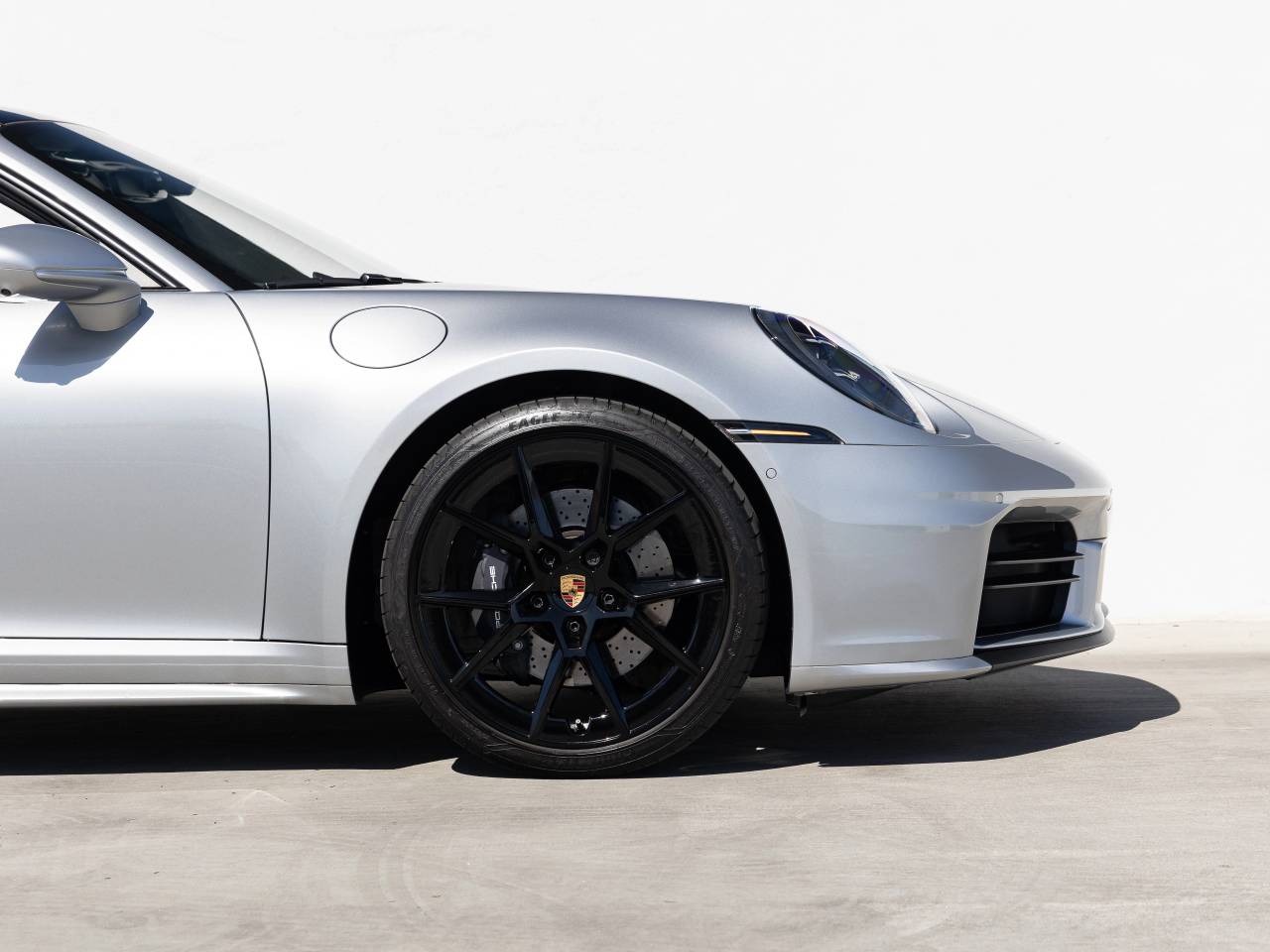 2025 Porsche 911 Carrera