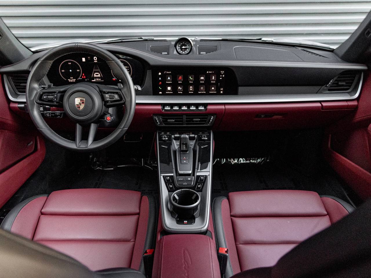 2025 Porsche 911 Carrera