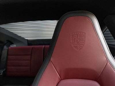 2025 Porsche 911 Carrera