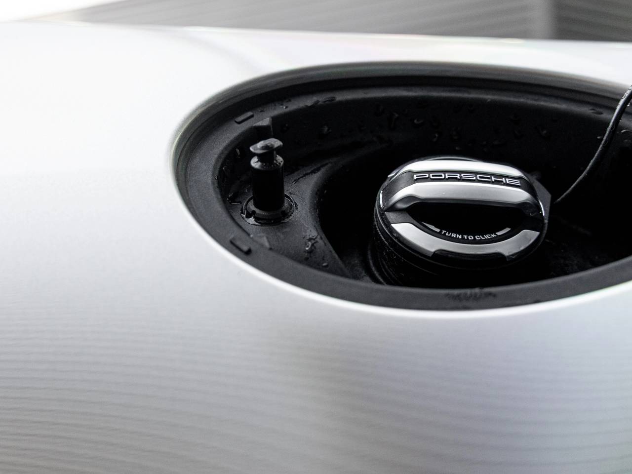 2025 Porsche 911 Carrera