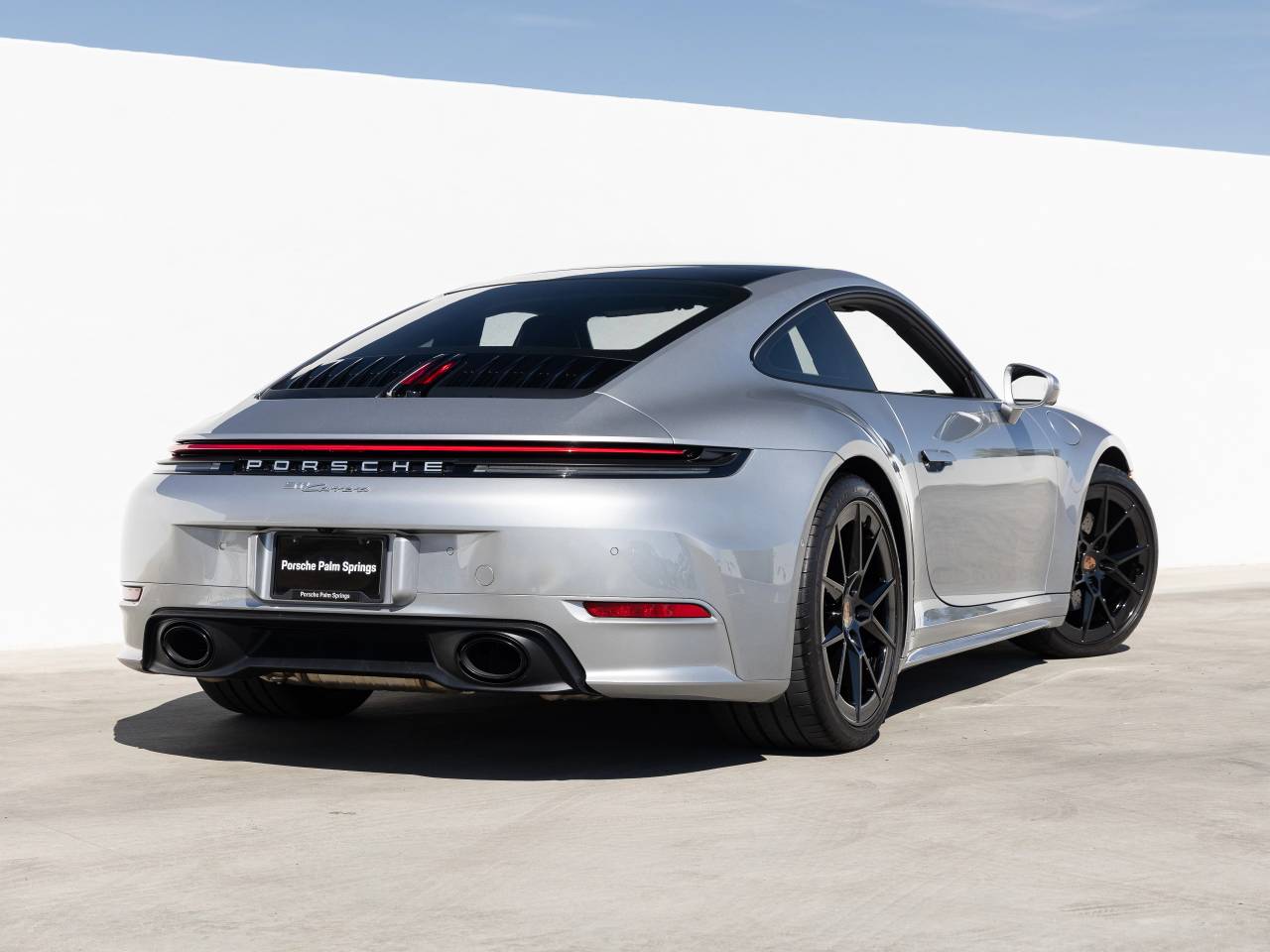 2025 Porsche 911 Carrera