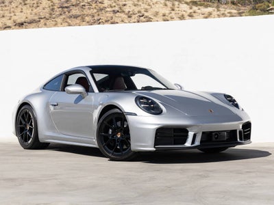2025 Porsche 911 Carrera