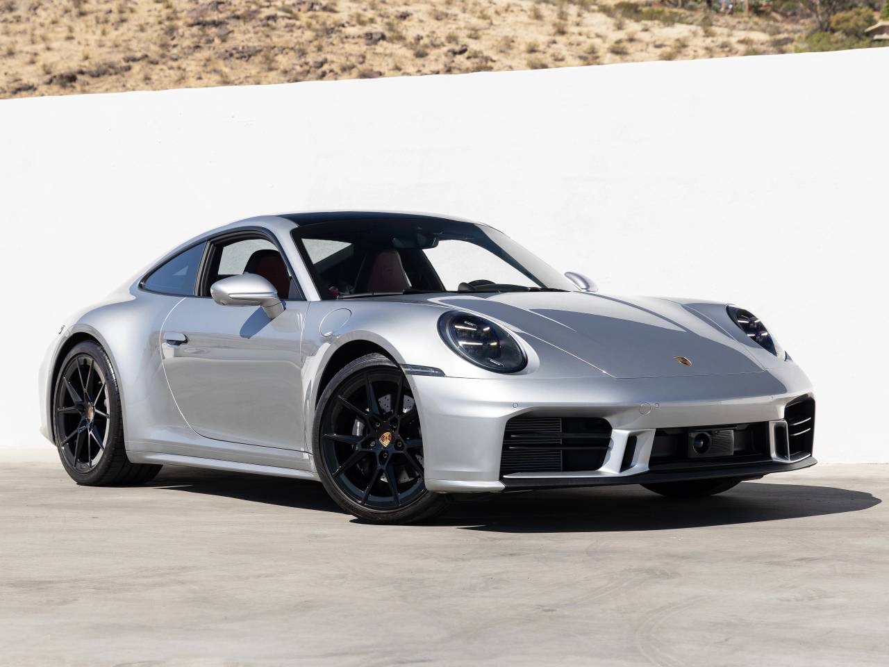 2025 Porsche 911 Carrera