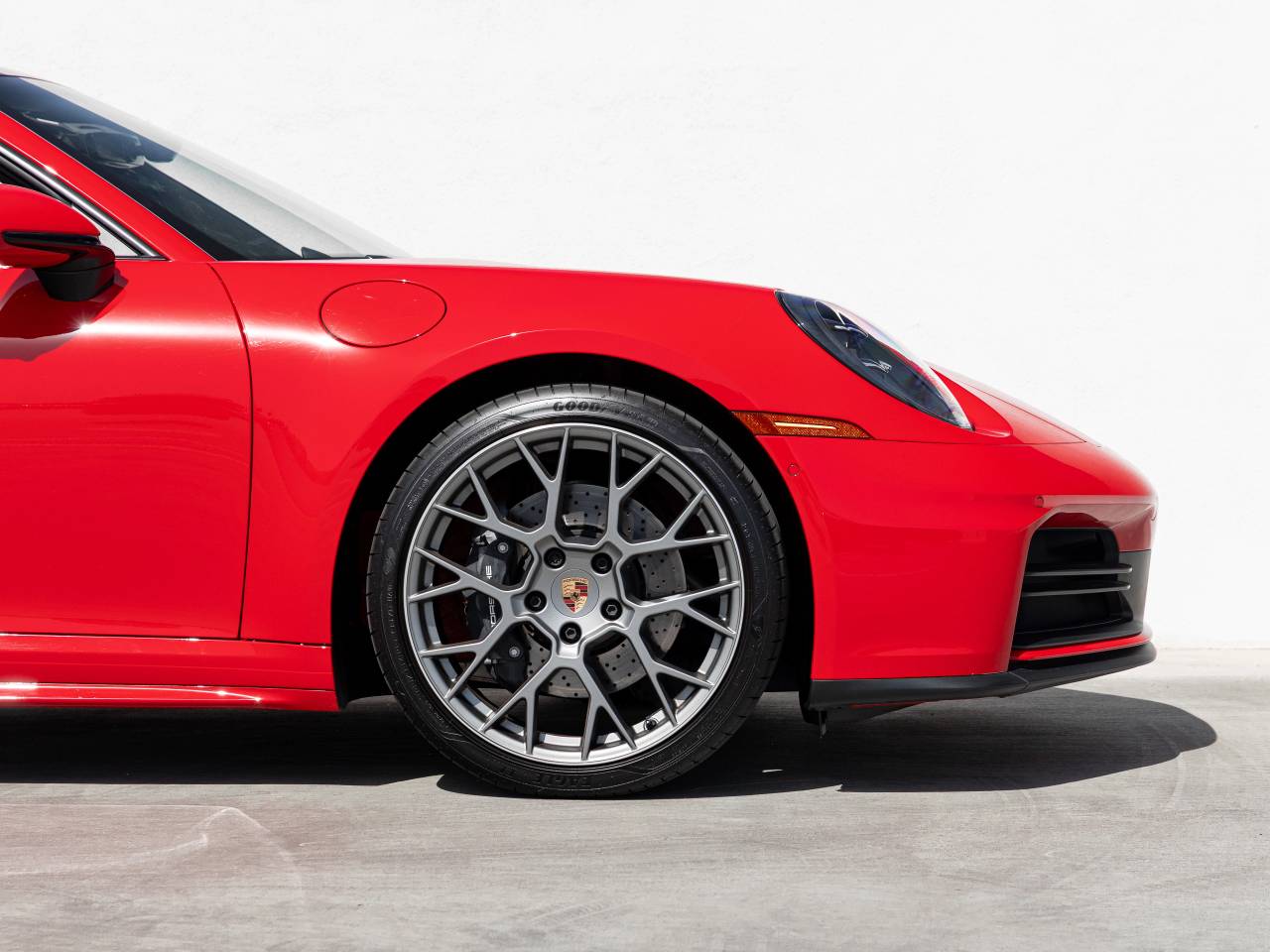 2025 Porsche 911 Carrera