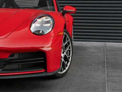 2025 Porsche 911 Carrera