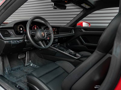 2025 Porsche 911 Carrera