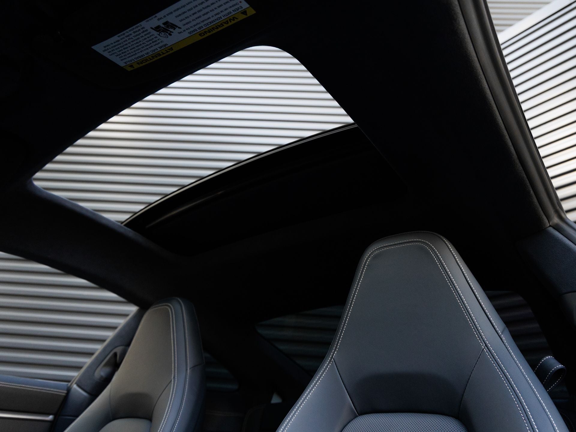 2025 Porsche 911 Carrera