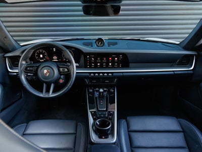 2025 Porsche 911 Carrera