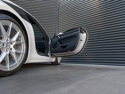 2025 Porsche 911 Carrera