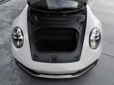 2025 Porsche 911 Carrera
