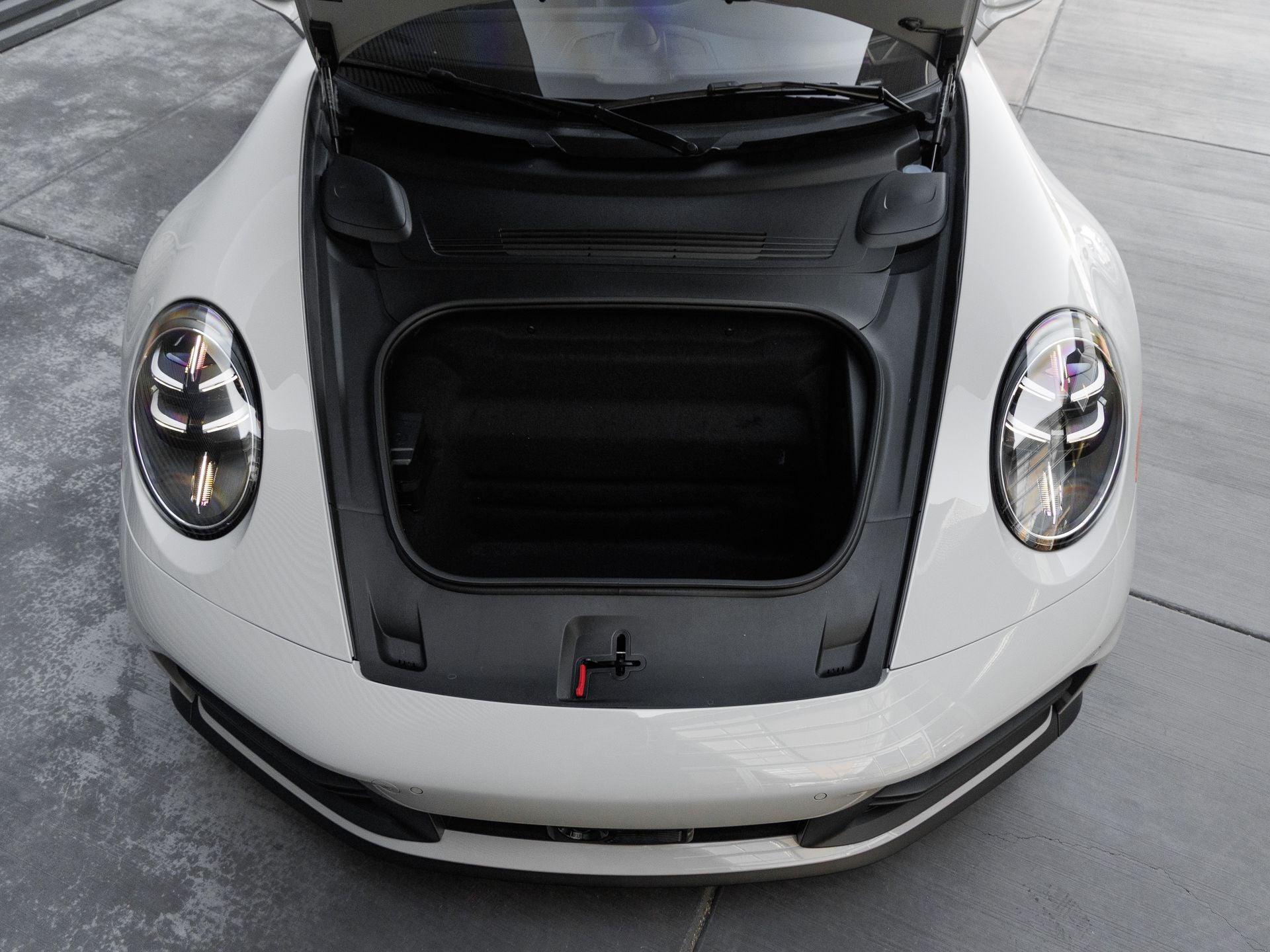 2025 Porsche 911 Carrera