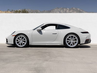 2025 Porsche 911 Carrera