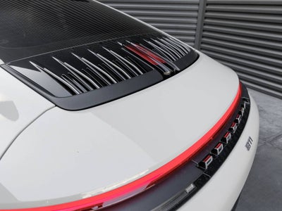 2025 Porsche 911 Carrera