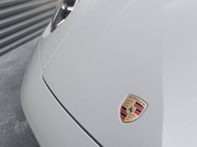 2025 Porsche 911 Carrera