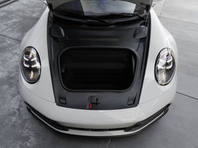 2025 Porsche 911 Carrera