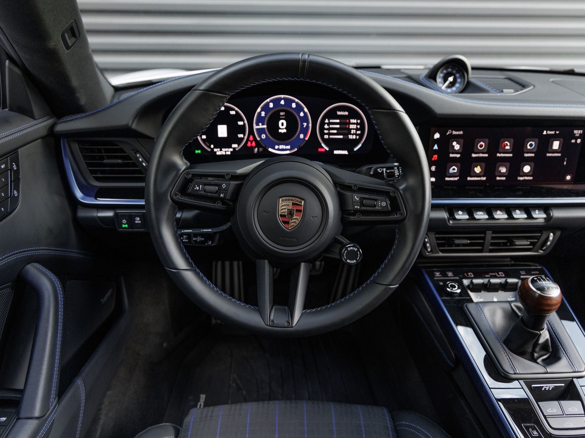 2025 Porsche 911 Carrera T