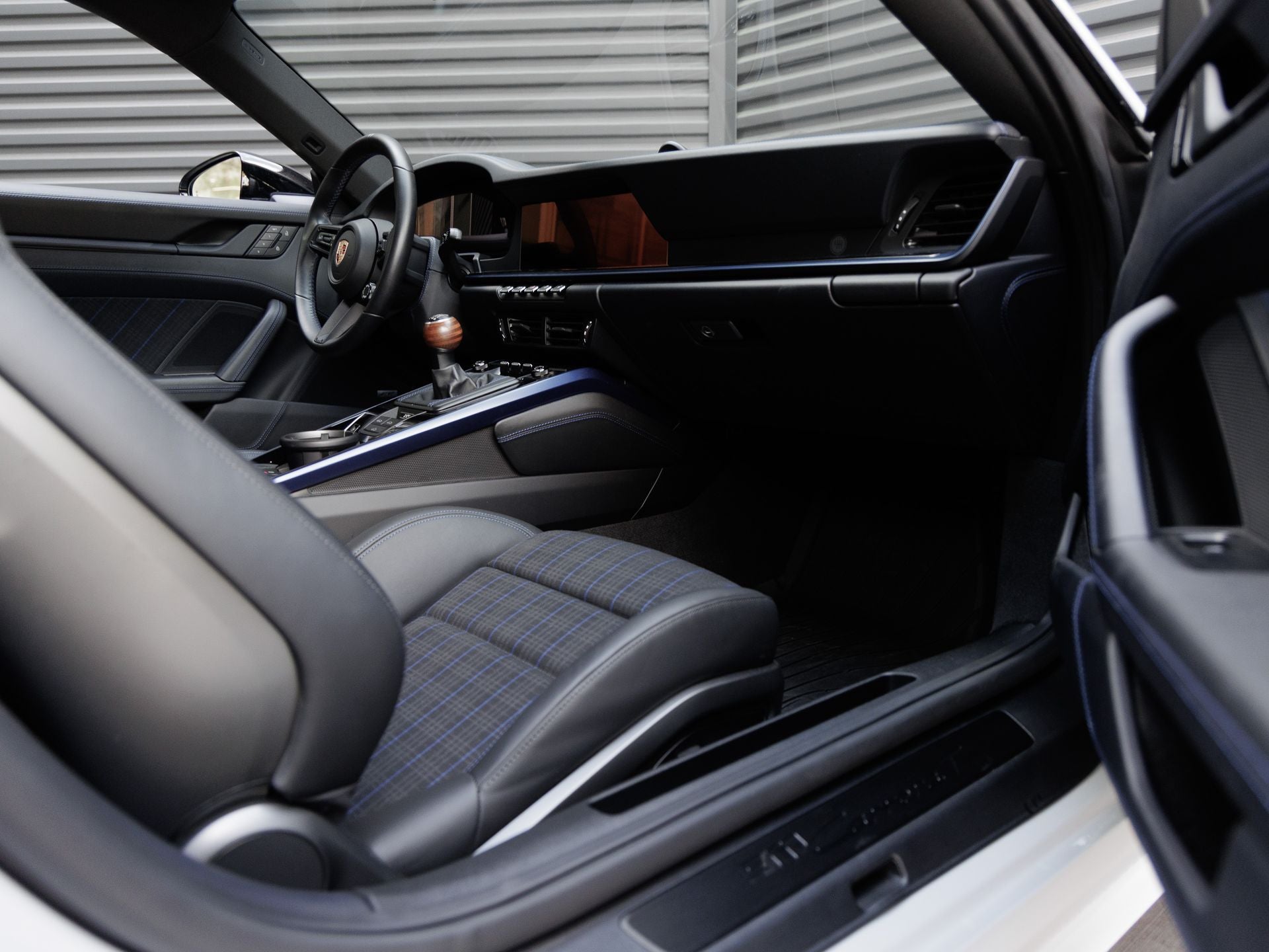 2025 Porsche 911 Carrera T
