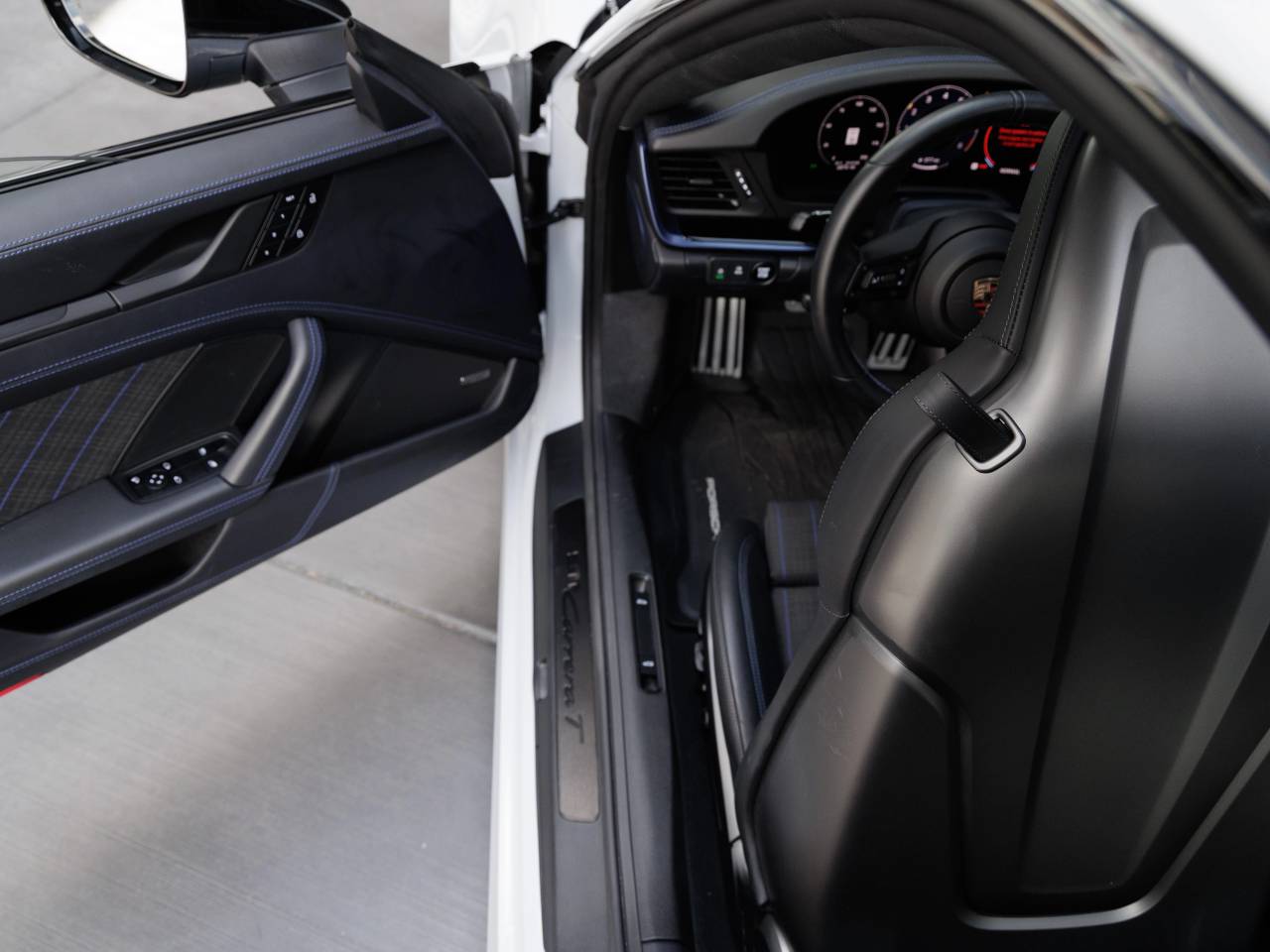 2025 Porsche 911 Carrera T