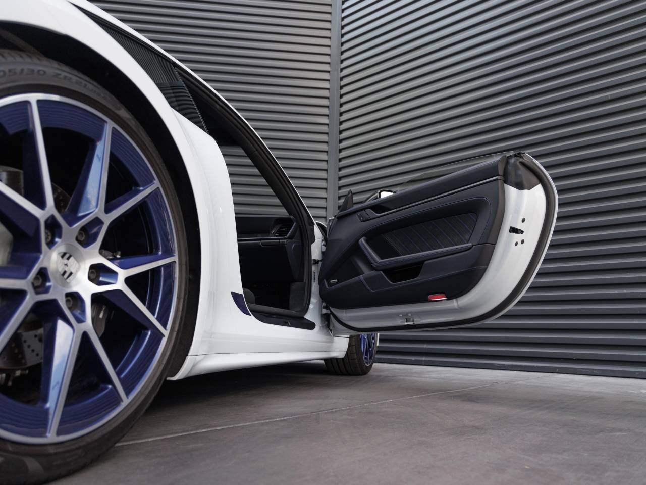 2025 Porsche 911 Carrera T