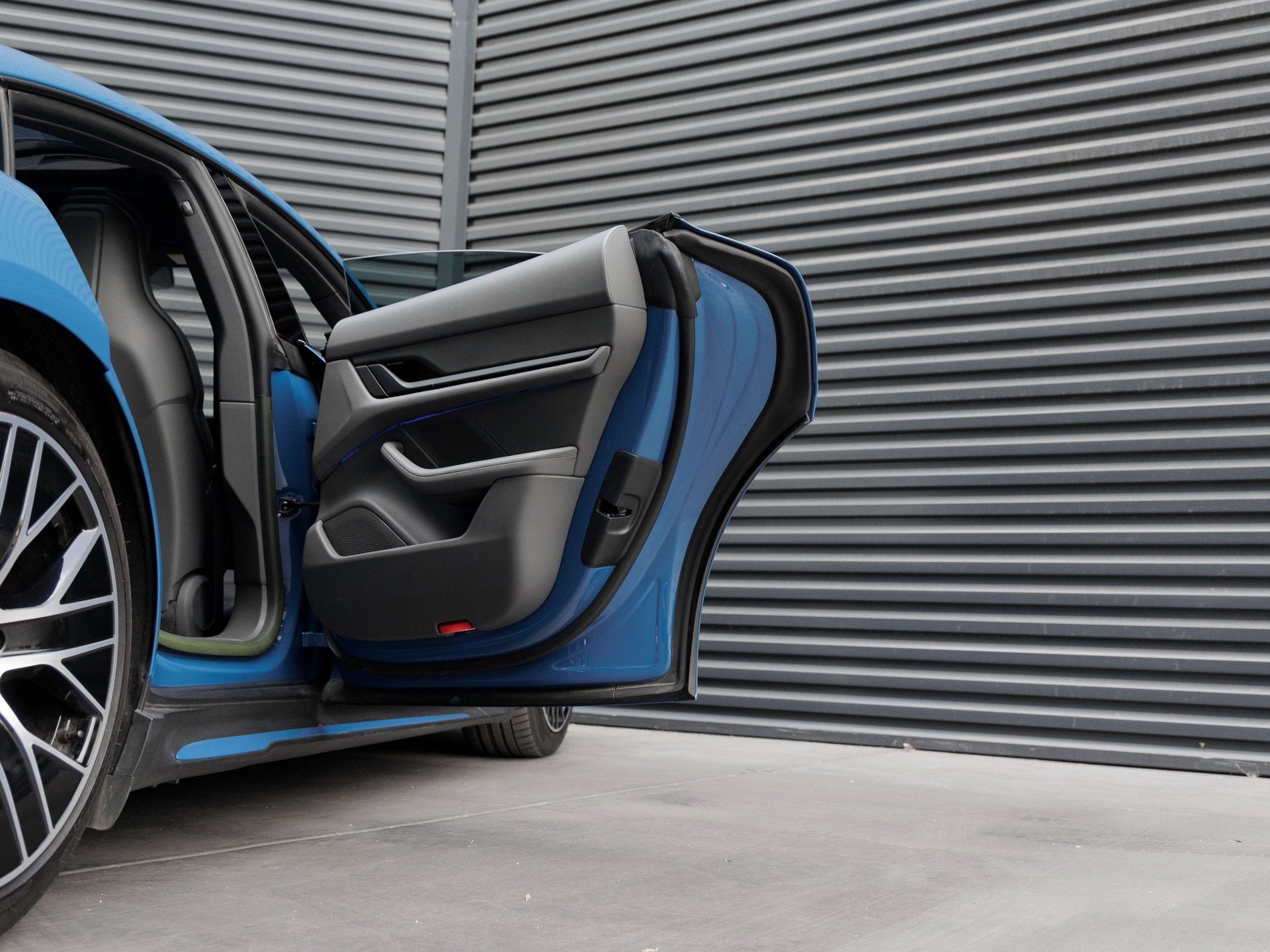 2023 Porsche Taycan Base