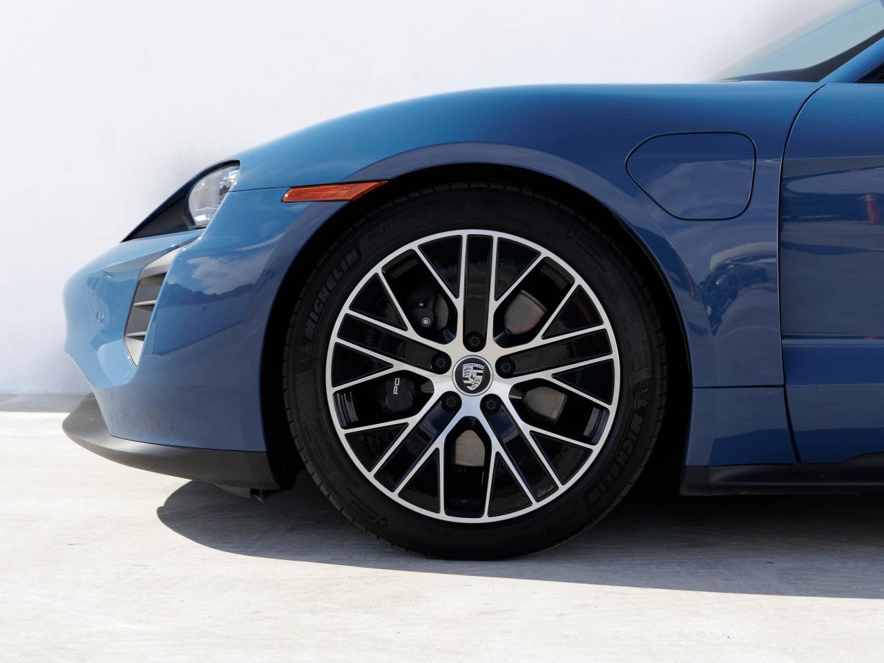 2023 Porsche Taycan Taycan (MY23)