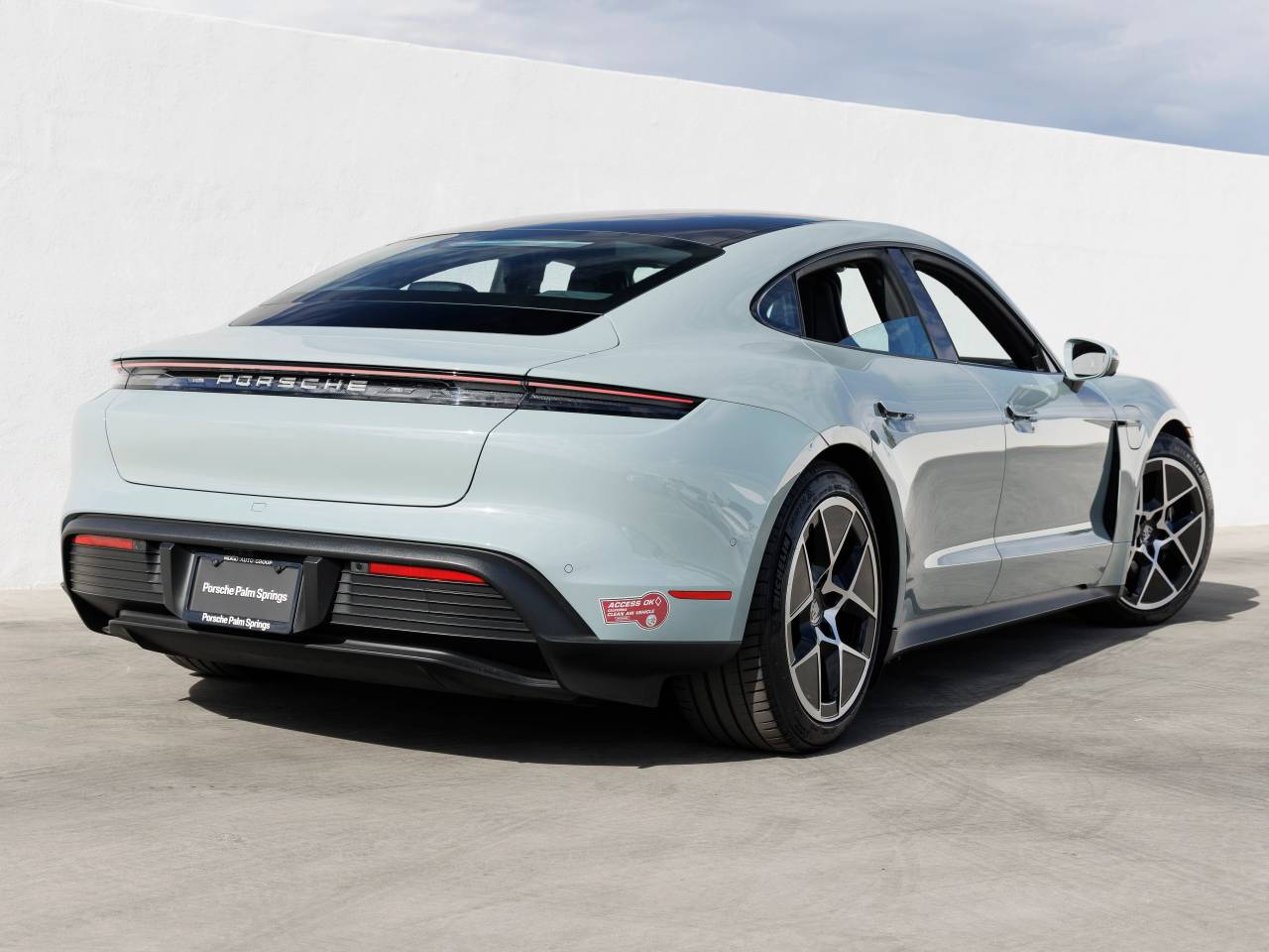 2025 Porsche Taycan Taycan