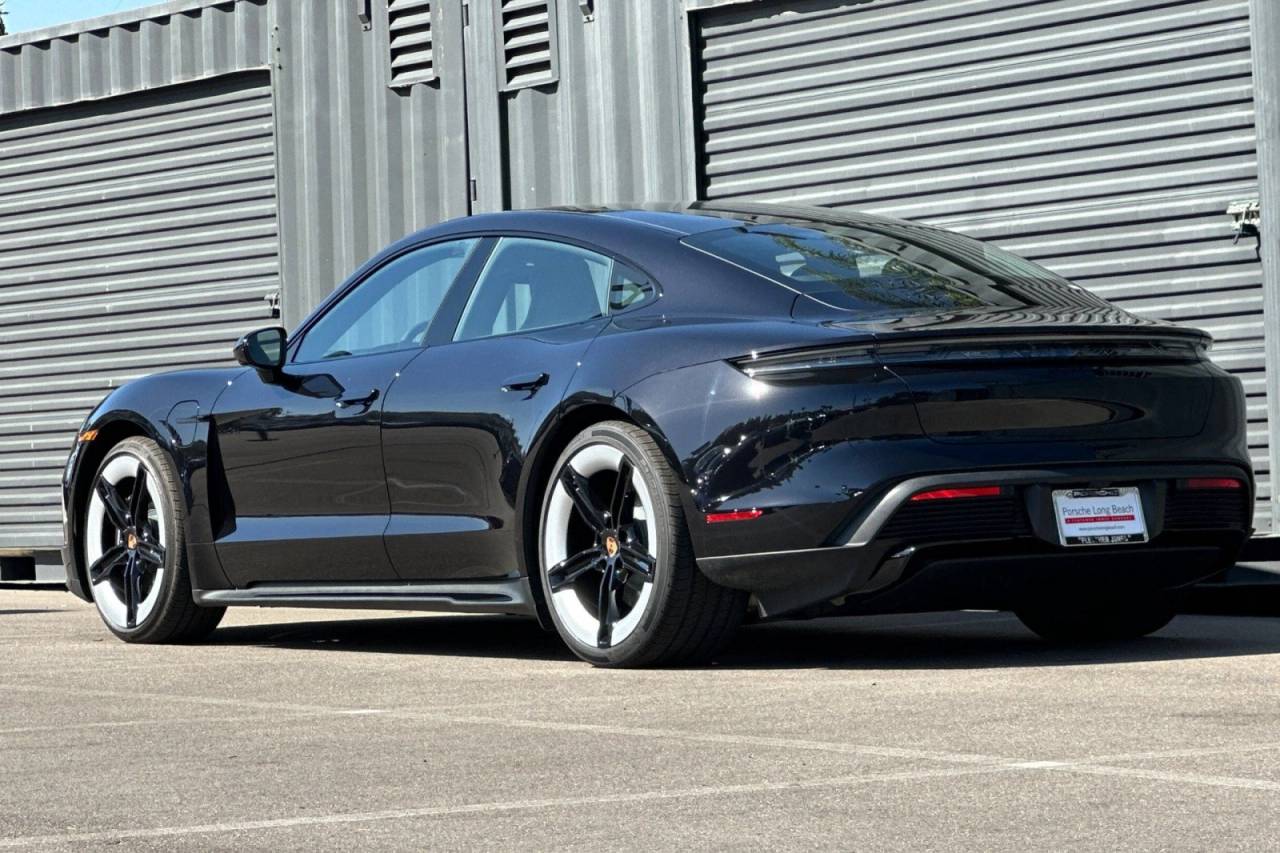 2026 Porsche Taycan Taycan 4 Black Edition
