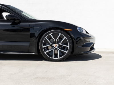 2026 Porsche Taycan Black Edition