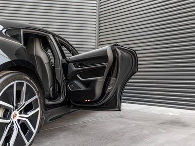 2026 Porsche Taycan Black Edition