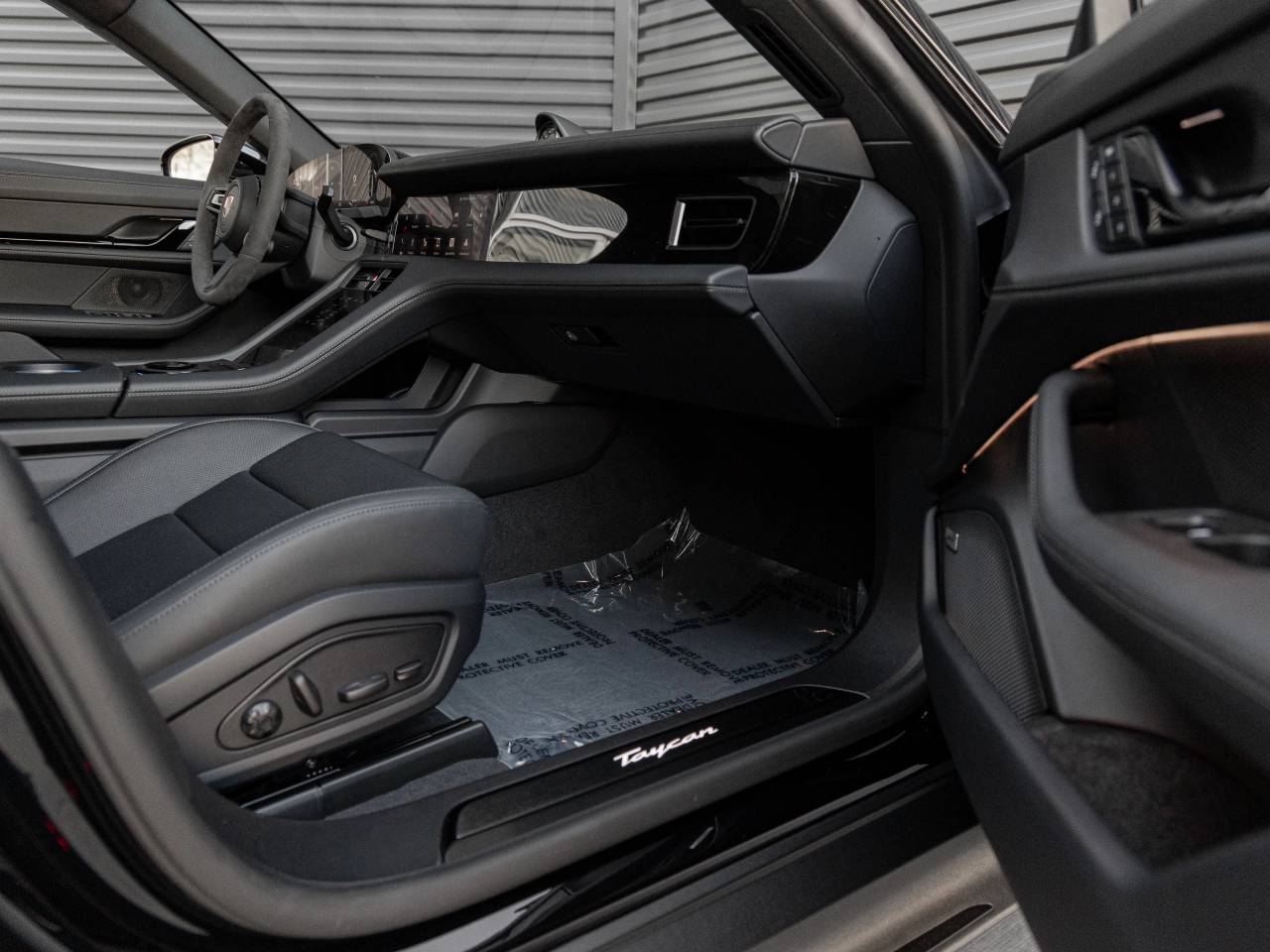 2026 Porsche Taycan Black Edition