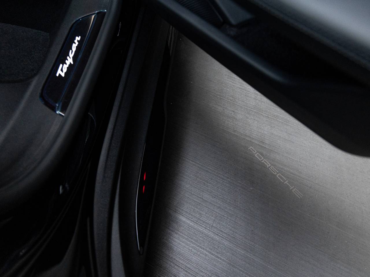 2026 Porsche Taycan Black Edition