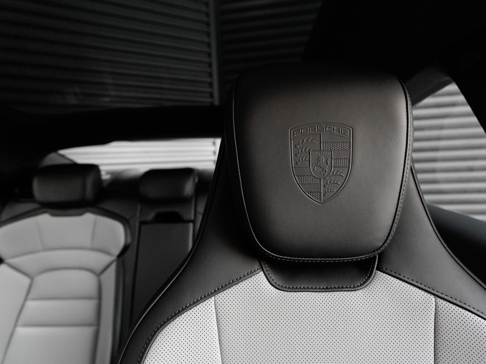 2026 Porsche Taycan Taycan Black Edition