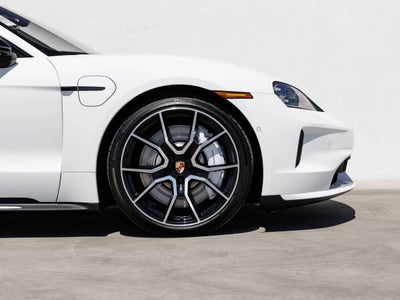 2026 Porsche Taycan Taycan Black Edition