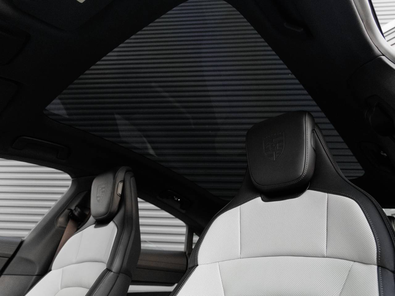 2026 Porsche Taycan Taycan Black Edition