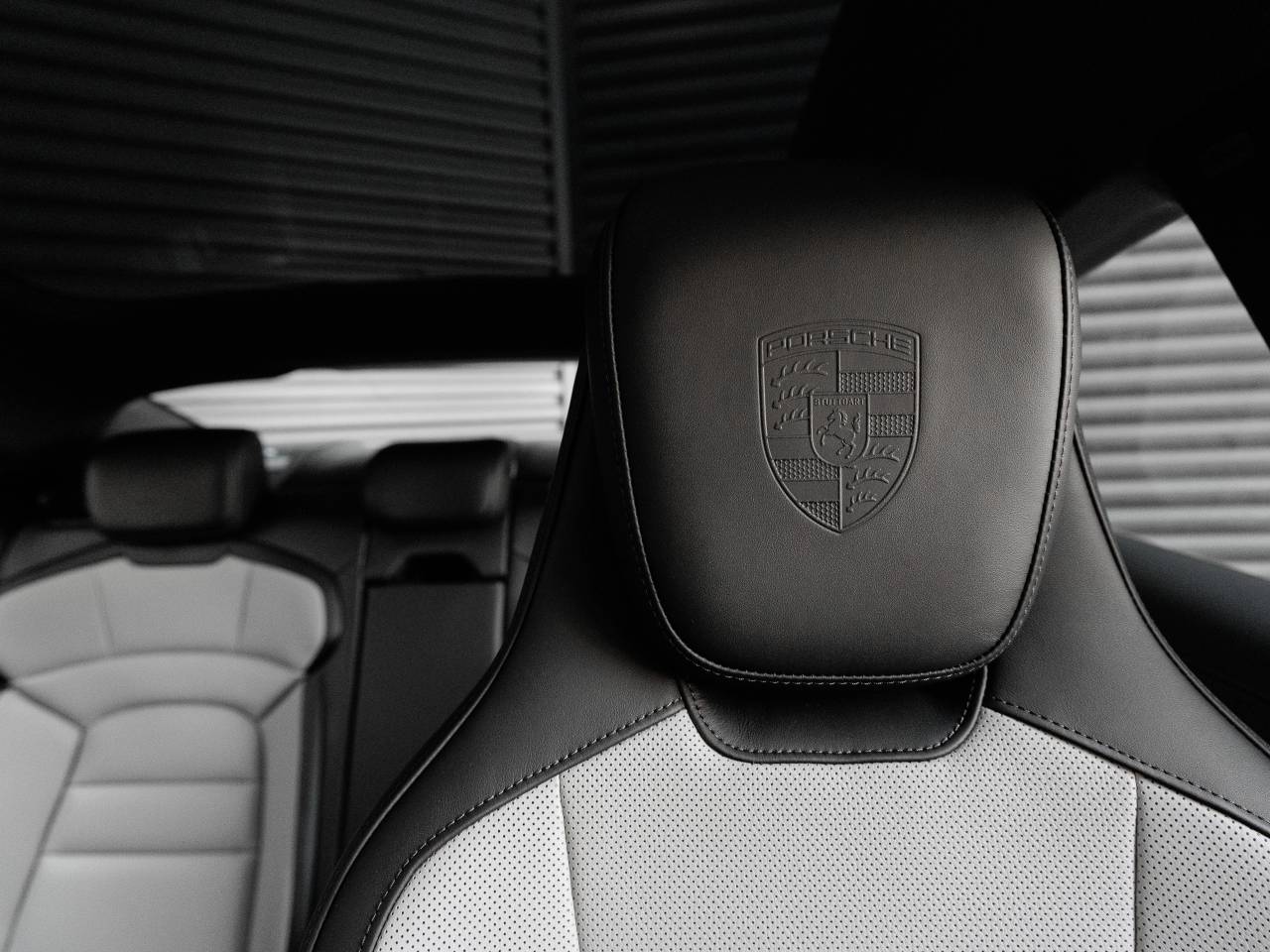 2026 Porsche Taycan Taycan Black Edition